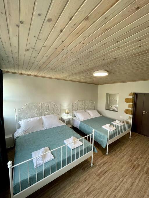 Villa Eftychia Serene Getaway With Hot Tub In A Quiet Location Kissamos Exterior photo